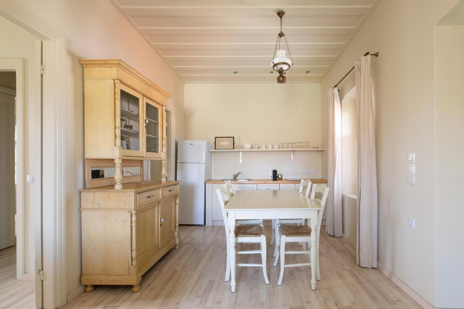 Teacher'S House Spartokhorion Екстер'єр фото