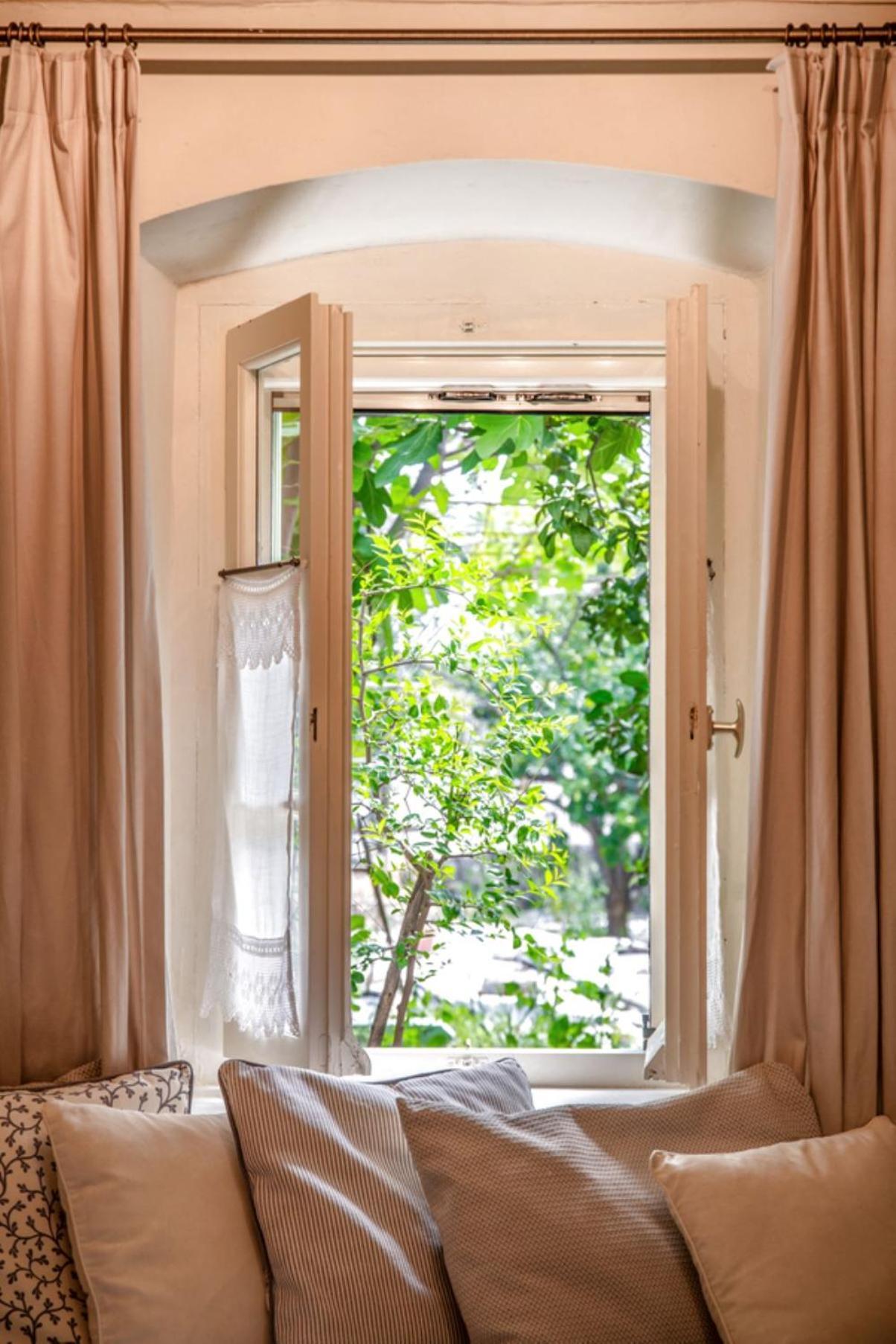 Teacher'S House Spartokhorion Екстер'єр фото