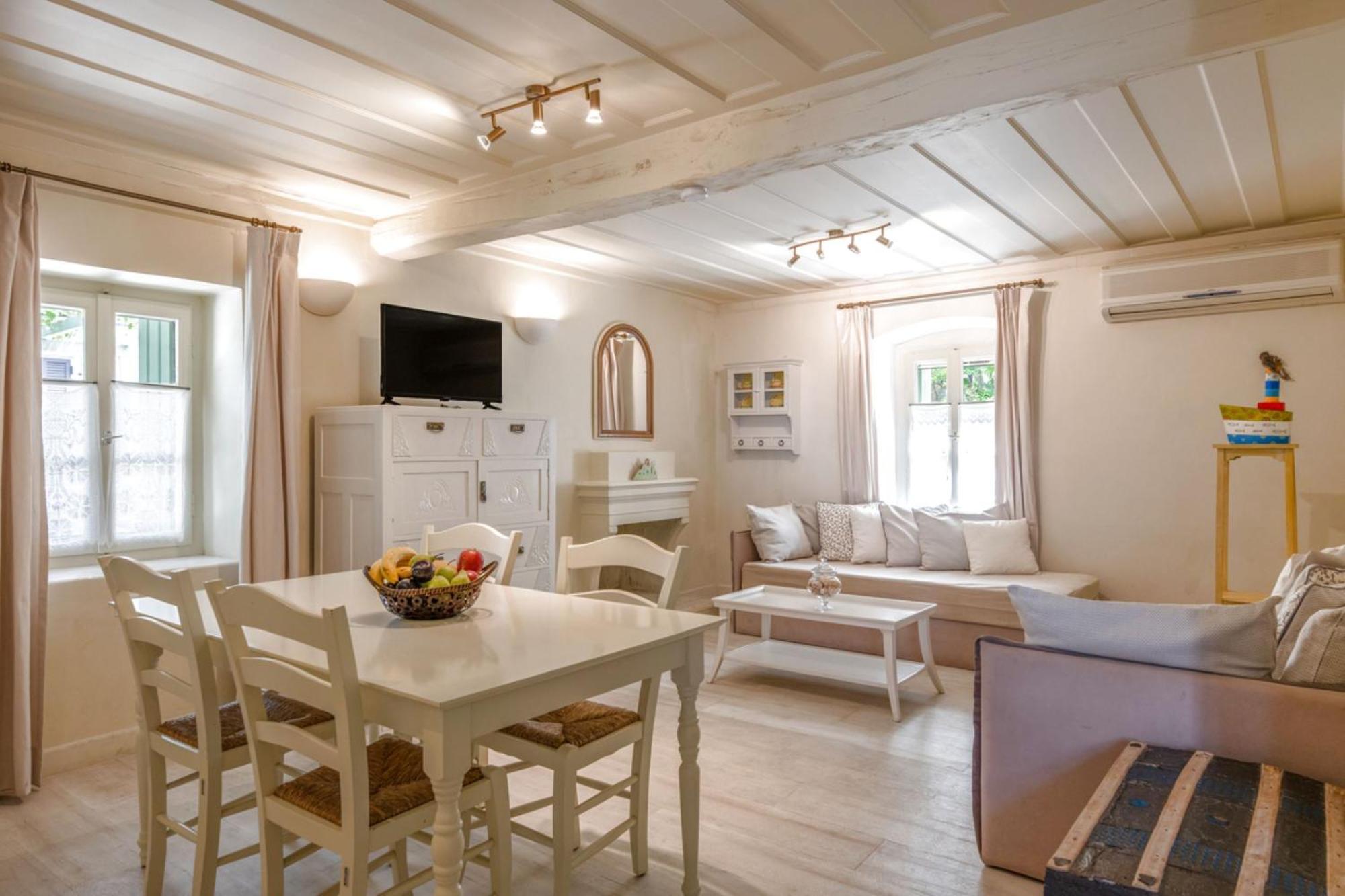 Teacher'S House Spartokhorion Екстер'єр фото